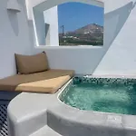 White Harmony * Megalochori (Santorini)