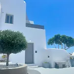 White Harmony Megalochori (Santorini)