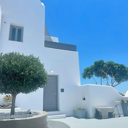 White Harmony * Megalochori (Santorini)