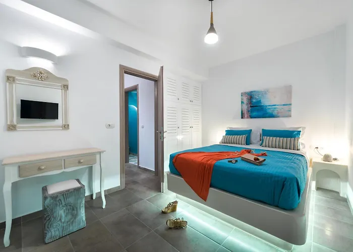 White Harmony Megalochori (Santorini)