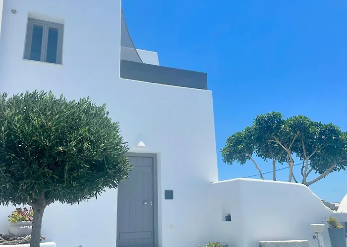 White Harmony Megalochori (Santorini)