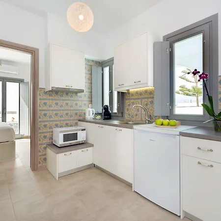 White Harmony Apartman *