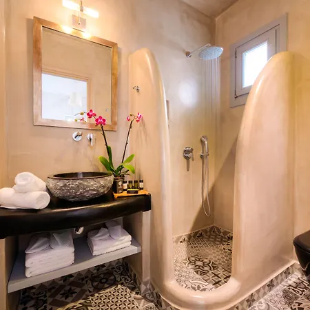 White Harmony 아파트 메갈로호리