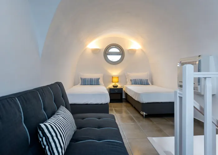 White Harmony Apartment Megalochori (Santorini)