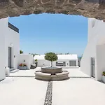 White Harmony * Megalochori (Santorini)