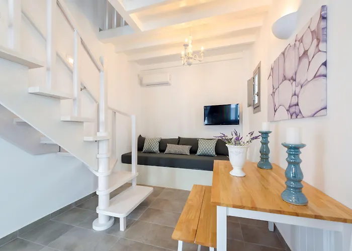 White Harmony Megalochori (Santorini)